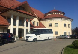 Odbiór busem grupy z hotelu Ossa