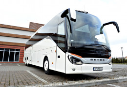 Zakup fabrycznie nowego autokaru Setra S 517 HD